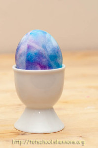 Beautiful Edible Marbled Eggs (Shannon's Tot School)