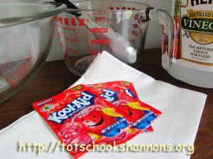 Kid Friendly Play Silk Recipe (Shannon's Tot School)